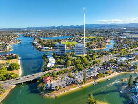 Mermaid Waters 3 Bedroom 12th Floor, North-facing Apartment with Breathtaking Skyline Views