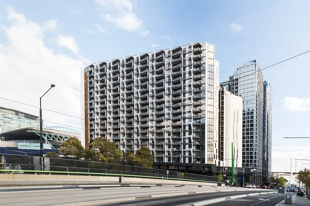 1901/673 La Trobe Street, Docklands, VIC 3008