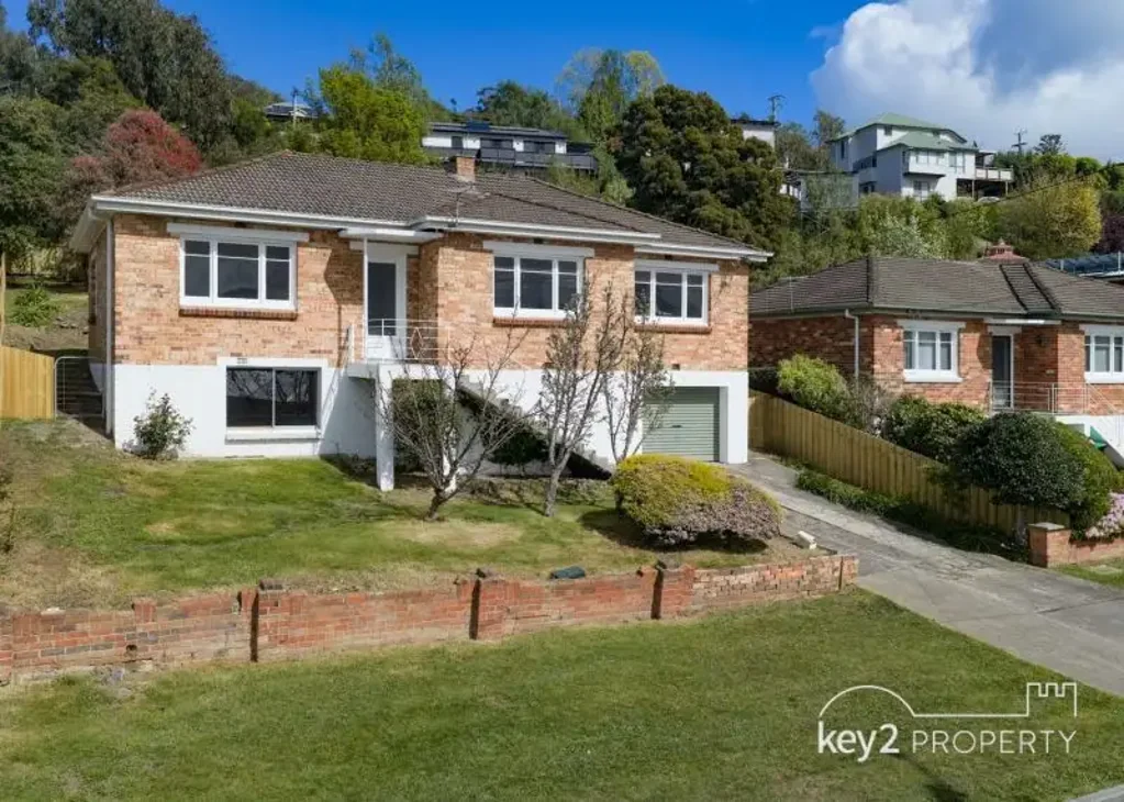 Kings Meadows 3कमरा Newly renovated 3 Bedroom brick home will not last long on the market.