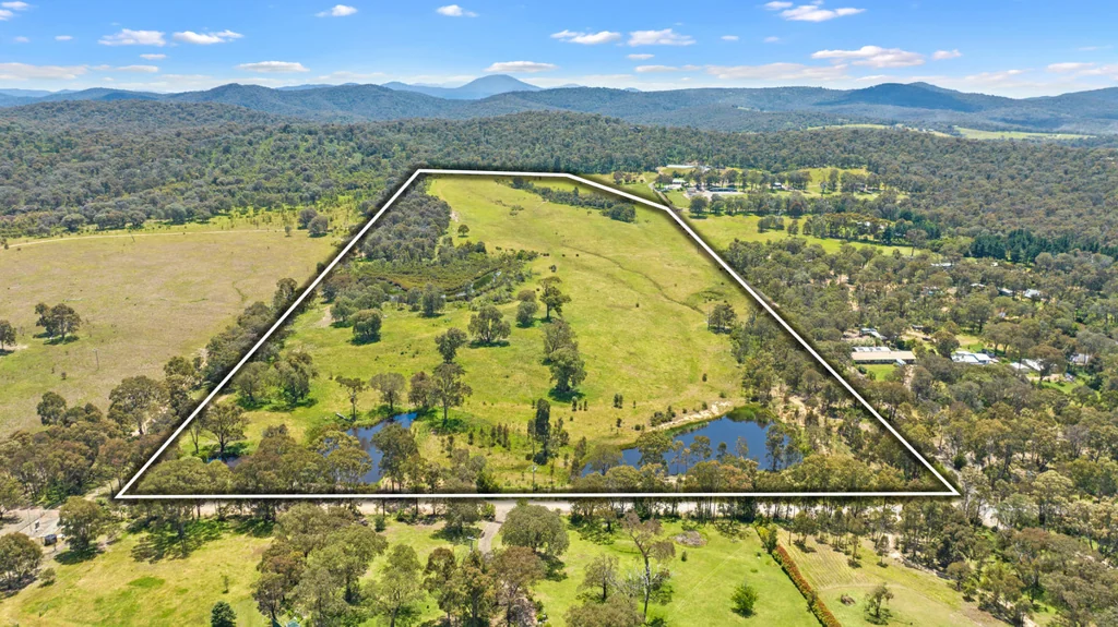 Coongulla Land with lake views