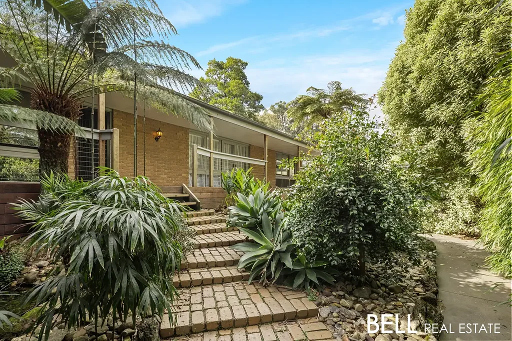 2 Leighton Avenue, Emerald, VIC 3782