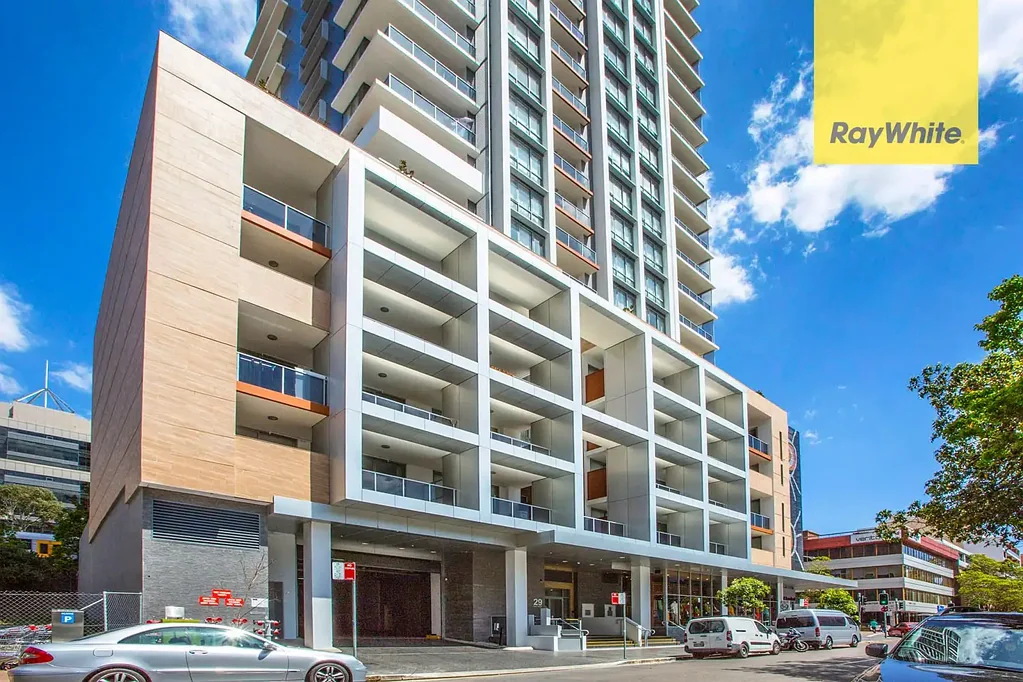 Parramatta 1房  CBD LOCATION WITH DUE NORTHERLY ASPECTS