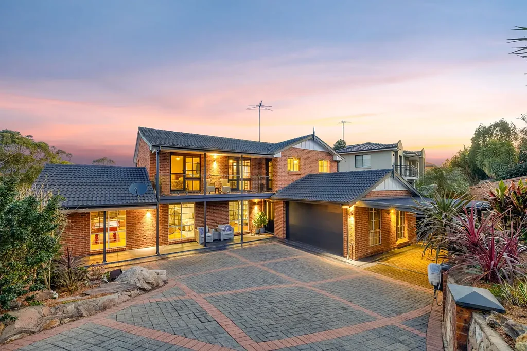 74 Brushwood Drive, Alfords Point, NSW 2234