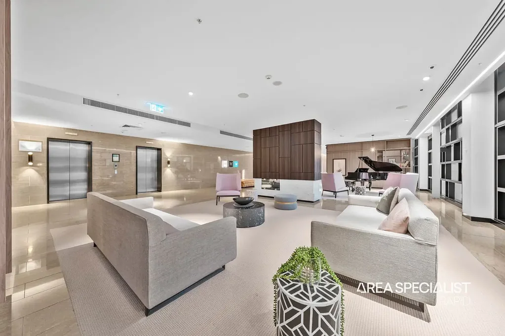South Yarra 1બેડરૂમ The Brief: Sophisticated South Yarra Living in an Iconic Lifestyle Address!