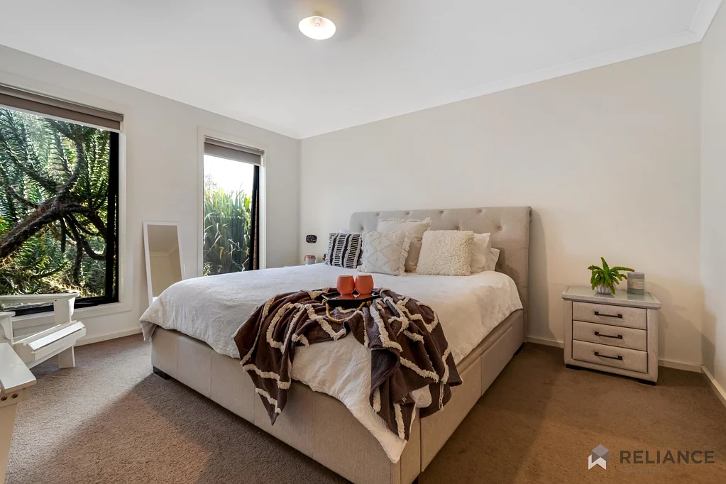 35 Cooloongup Crescent, Harkness, VIC 3337