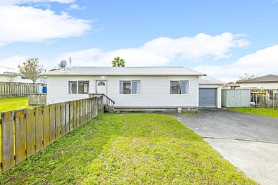 Tidy 3 Bedroom Home with Garage & Fenced Yard