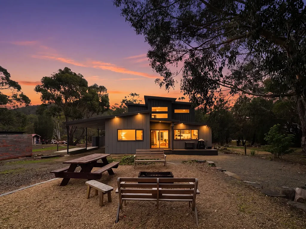 Orford 5Kwarto Architecturally Designed Lifestyle Retreat with Luxury Guest Accommodation