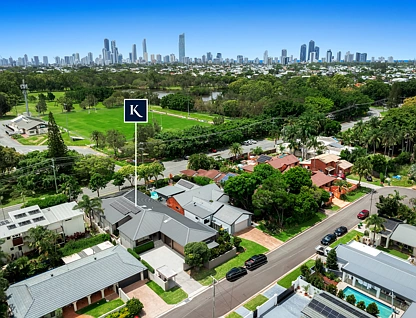 332 Monaco Street, Broadbeach Waters, QLD 4218, 4房, 4浴, House