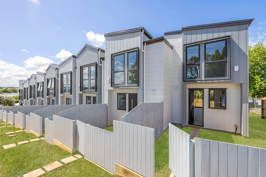 10/98 Tonar Street, Northcote, North Shore City, Auckland
