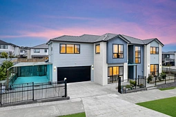 52 Hikuawa Road, Flat Bush
