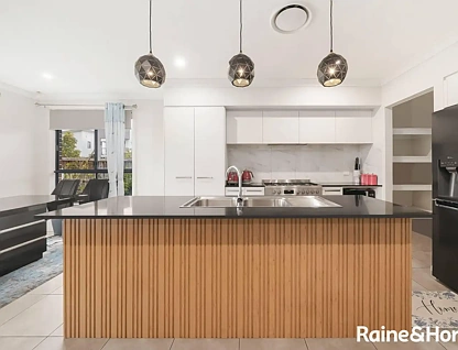 2 Hungerford Street, Catherine Field, NSW 2557, 4 ਕਮਰੇ, 2 ਬਾਥਰੂਮ, House