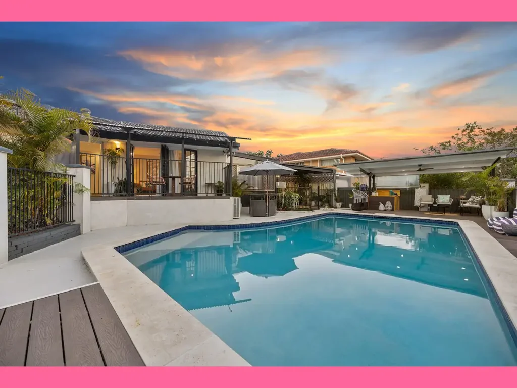 Sunnybank Hills 4 Slaapkamer 53 Christopher Street  = One Happy Family