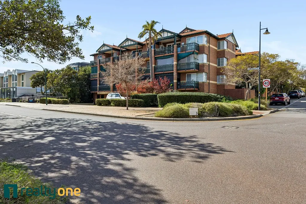 Como 3Habitaciones Move-In Ready at Como Beach Apartments