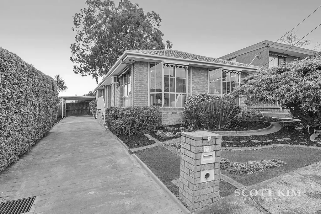 Mount Waverley 3ห้องนอน 396sqm of Premium Real Estate with Own Title