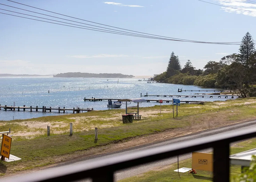 Manning Point 4chambre MULTI LIVING RIVERFRONT RETREAT
