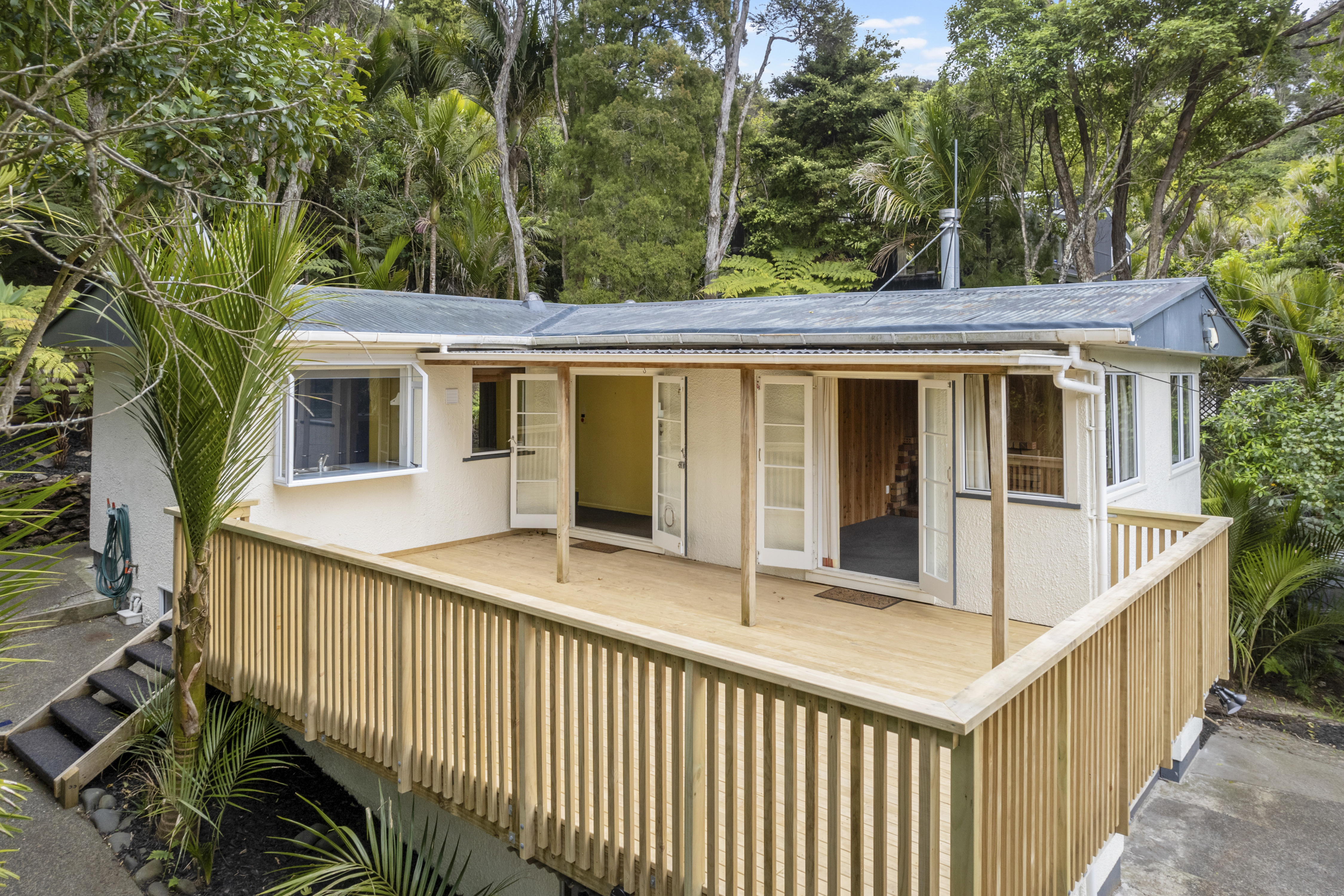 71 Laingholm Drive, Laingholm, Auckland - Waitakere, 2 ਕਮਰੇ, 1 ਬਾਥਰੂਮ, House