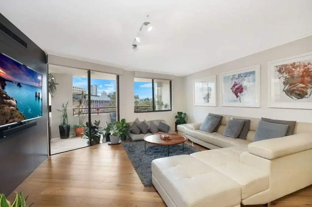 Pyrmont 3Kwarto Big, Bold & Beautiful in Pyrmont – Live Large With Wraparound Vibes!