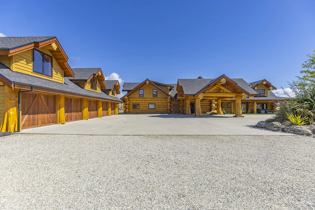 Cromwell 6房  Luxury Master Built Cedar Estate in Central Otago