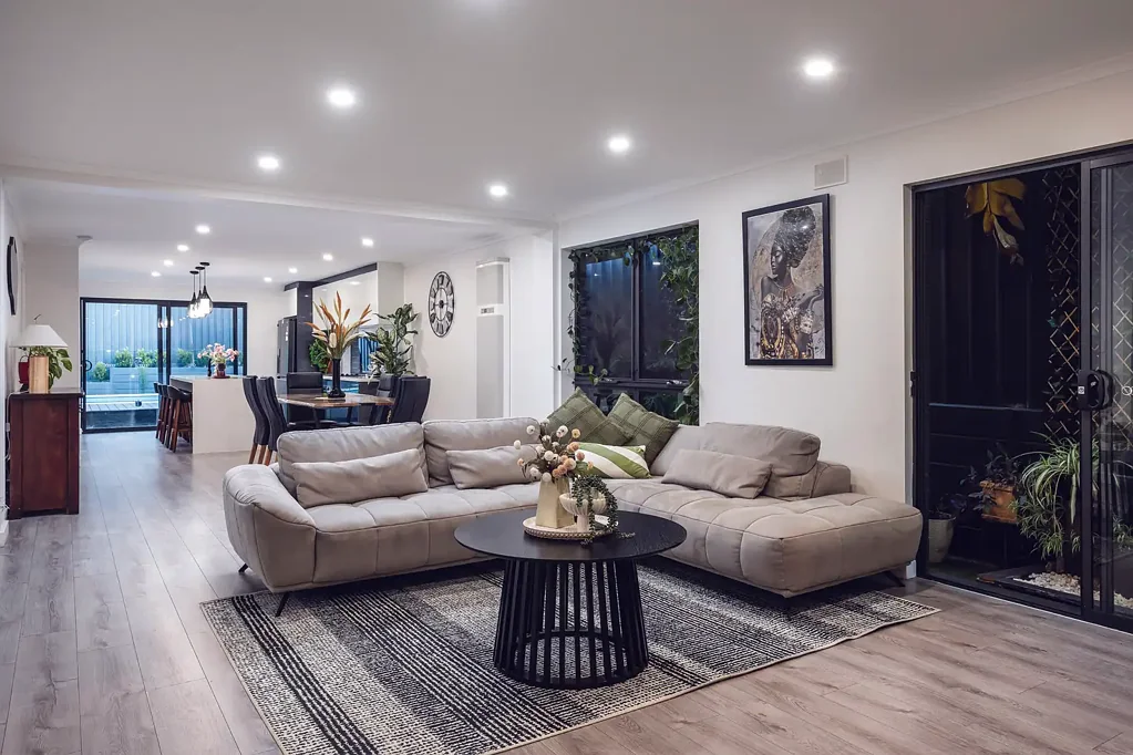 O'Halloran Hill 4房  Beautifully Updated Family Home In A Peaceful Location
