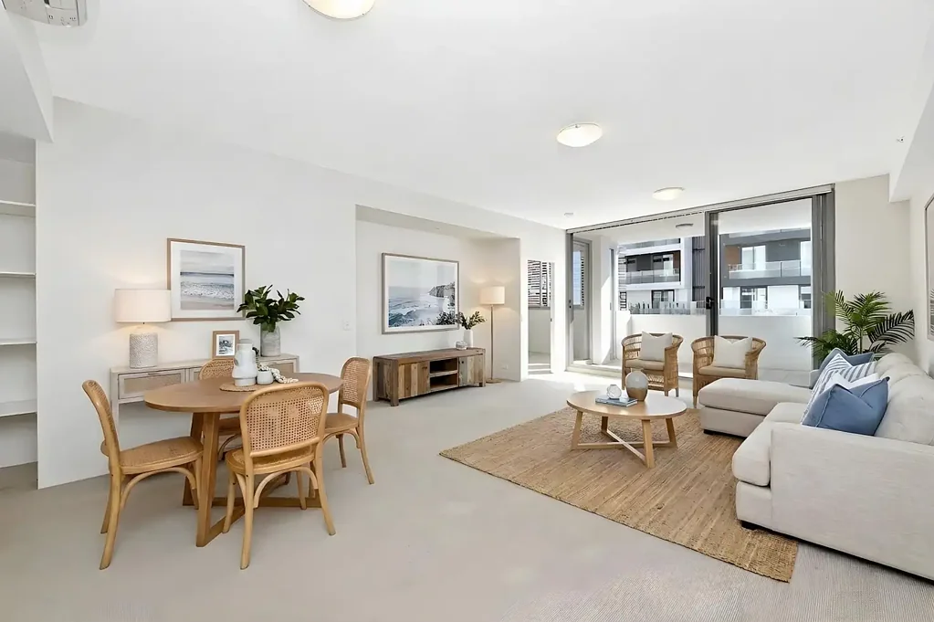 2 Bedrooms Apartment in "La Vie" Building