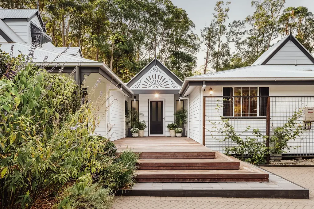 Doonan 6कमरा A Timeless Queenslander Reimagined for Modern Hinterland Living