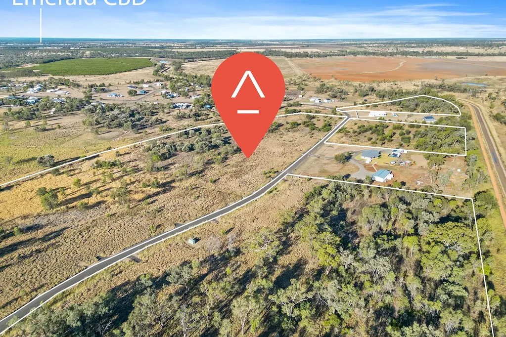 Emerald Acreage Living at Its Finest – Echidna Valley Estate - Multiple Lots