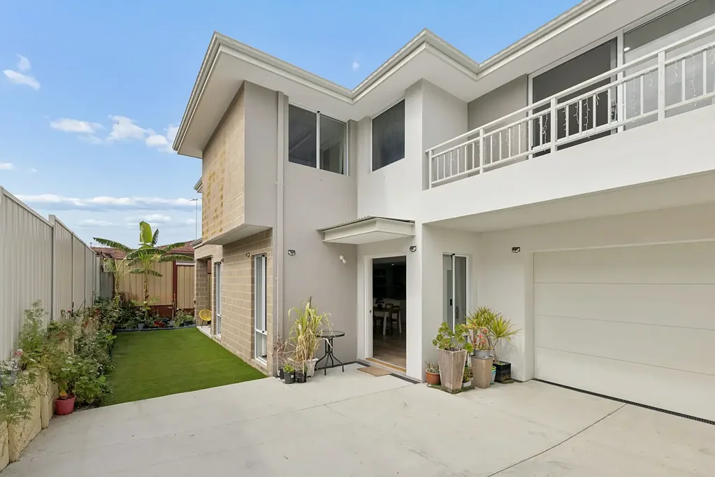 Spearwood 4ਬੈੱਡਰੂਮ Spacious family living