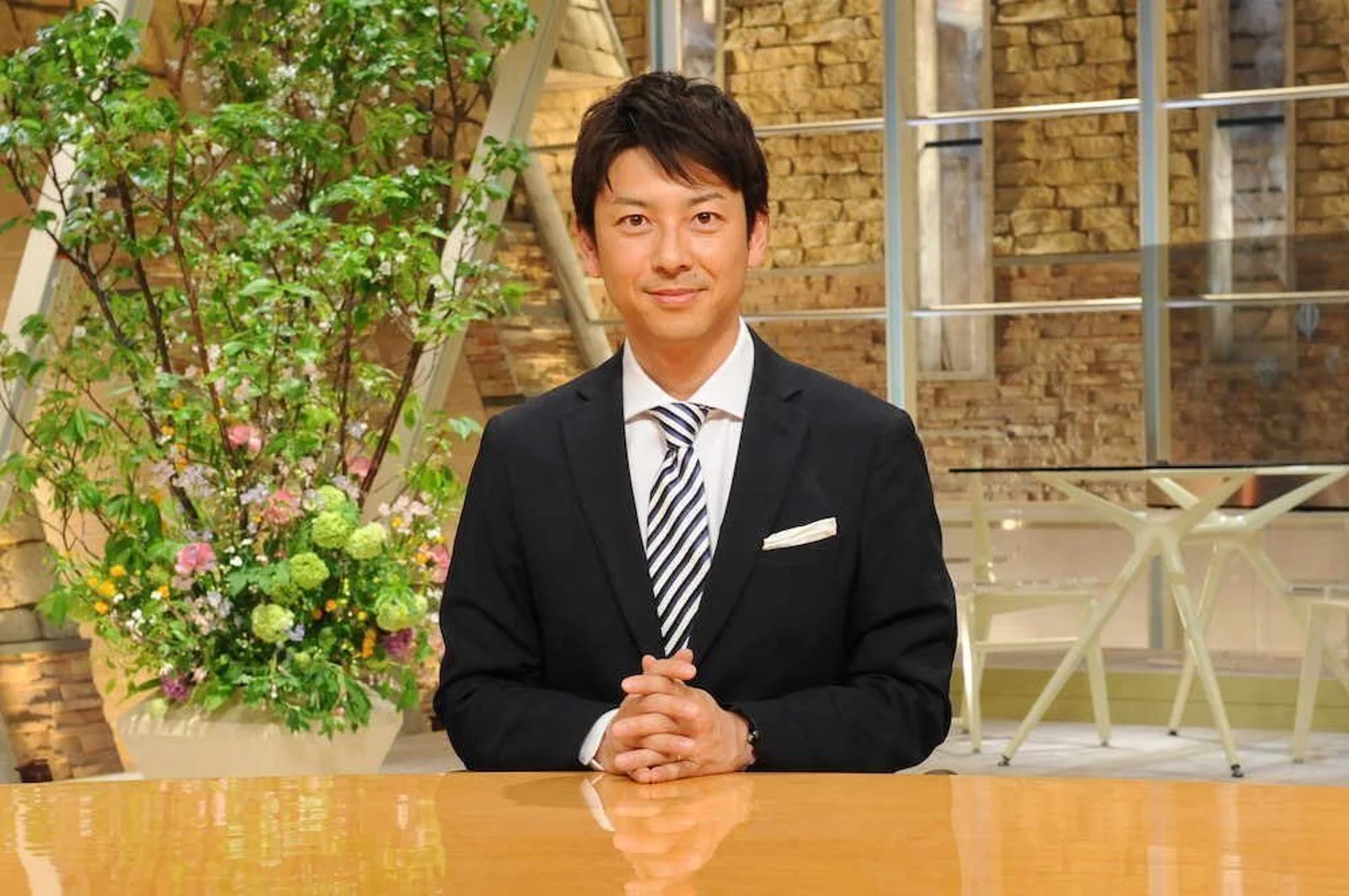 日本电视台男主播确诊新冠 播报新闻时声音沙哑