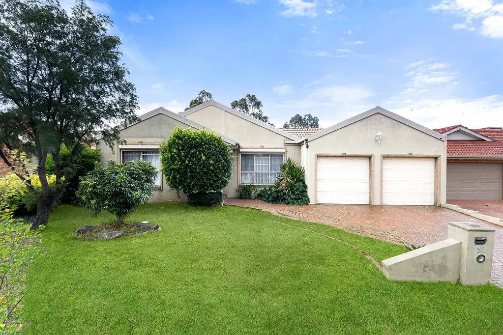 Taylors Lakes 4 Bedroom An Immaculate Family Home with Space, Comfort & Convenience