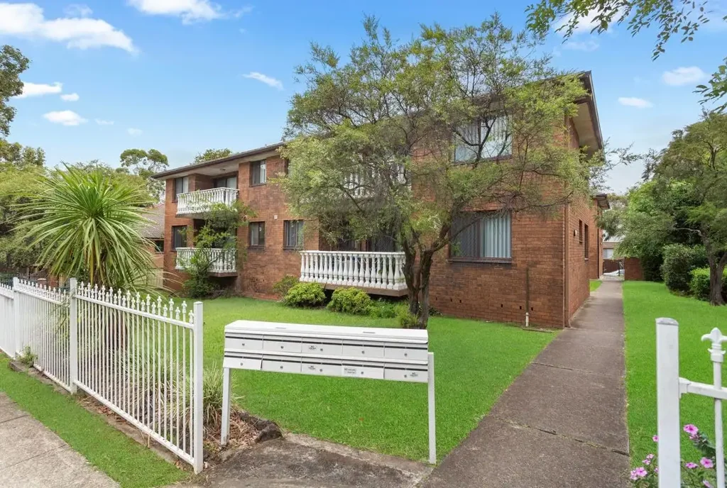 Stylish 2-Bedroom Unit in a Quiet, Secure Setting