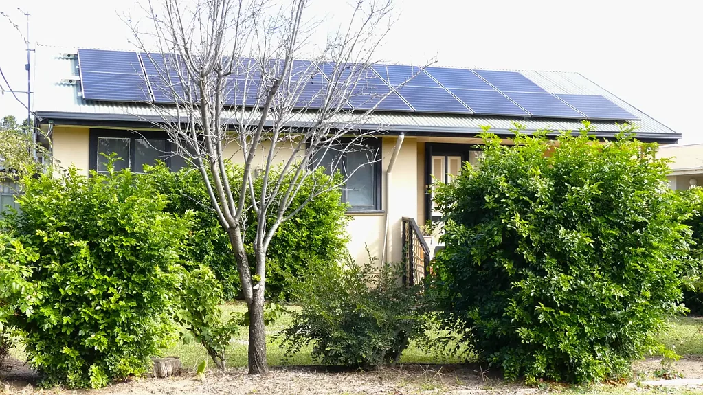 Warren 4 Bedroom Large Family Home