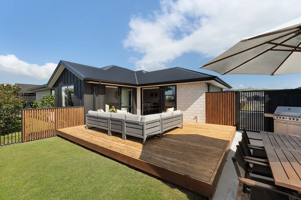 Papamoa 3 Bedroom Be Settled Before Christmas