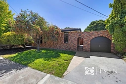 25 Desmond Street, Strathdale