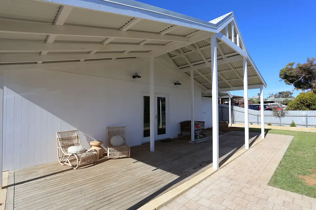16 Saltbush Road, Kambalda West, WA 6442