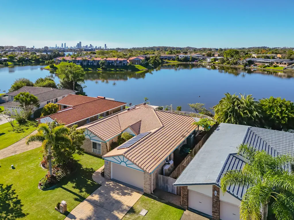 17 Placid Court, Varsity Lakes, QLD 4227