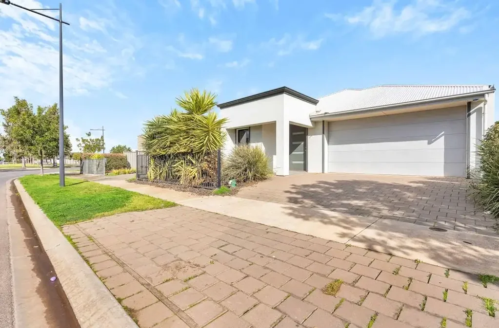 Spacious Family Home with Multiple Living Areas & Effortless Entertaining