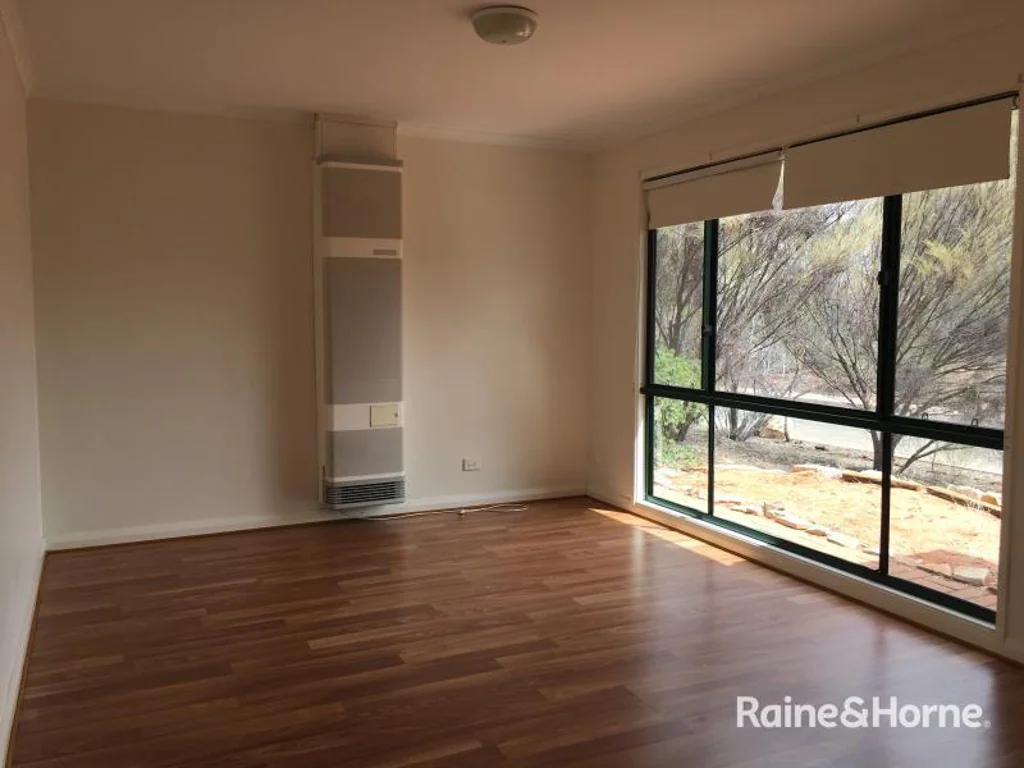 SPACIOUS 3 BEDROOM HOME
