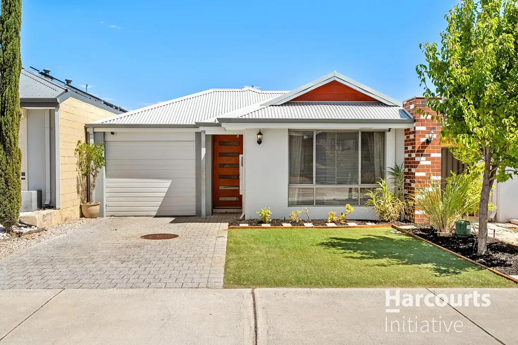 6 Fairoaks Way, Aveley, WA 6069