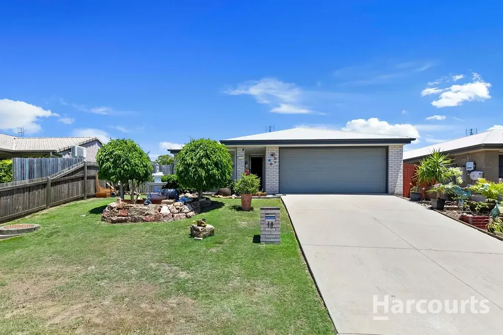 Spacious 4-Bedroom Family Home with Solar & Modern Comforts