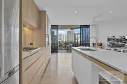 31203/21 Mollison Street, West End