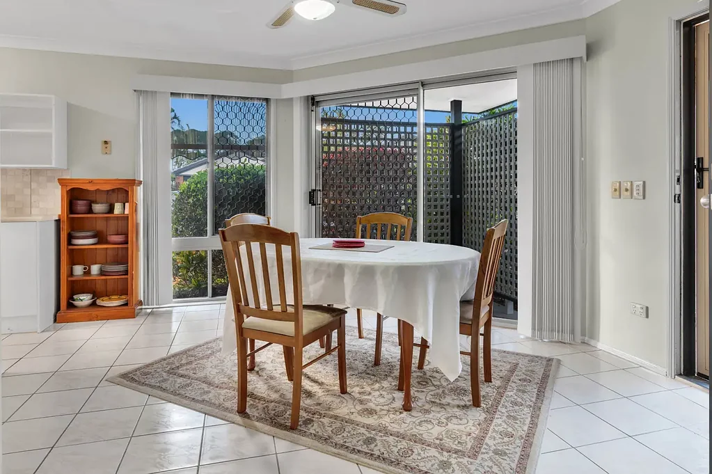 Elanora 3غرفة نوم Sunny Villa - Price Drop!