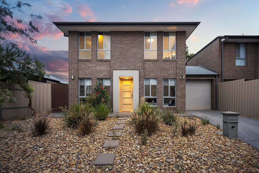 8 Harcourt Terrace, Modbury, SA 5092