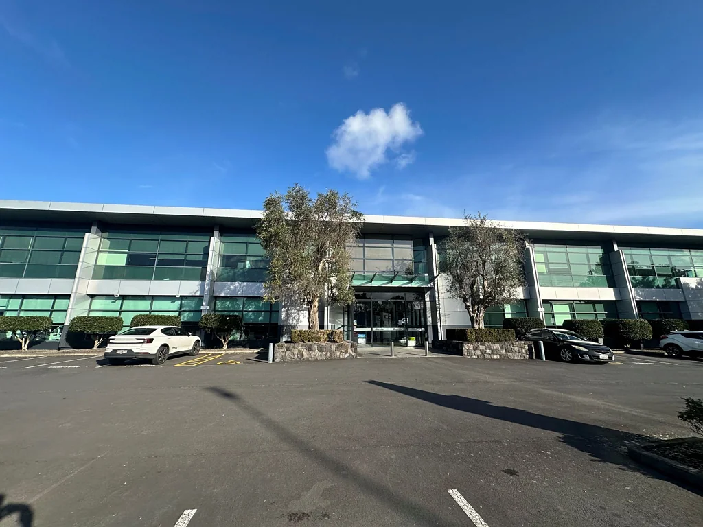 Mount Wellington Fully Furnished Vestey Drive Office