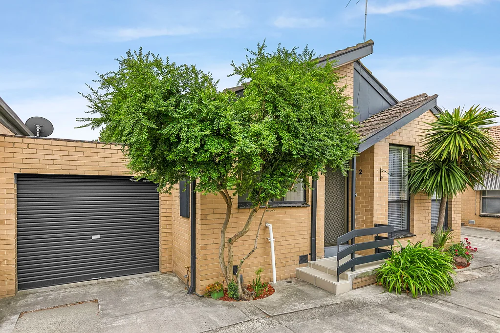 2/18 Hartington Street, Glenroy, VIC 3046
