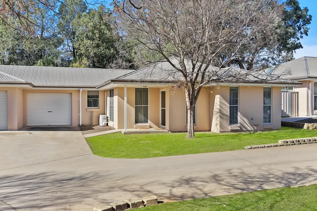 Mudgee 3 Bedroom Central Convenience Meets Low-Maintenance Living