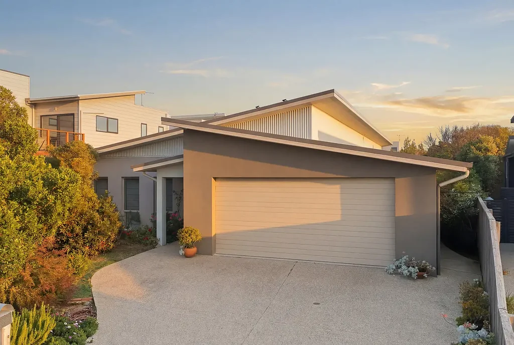 25 Blue Water Circle, Cape Paterson, VIC 3995