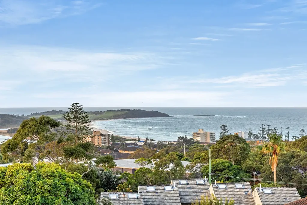 Dee Why 2 Slaapkamer Panoramic beach views & effortless Northern Beaches living
