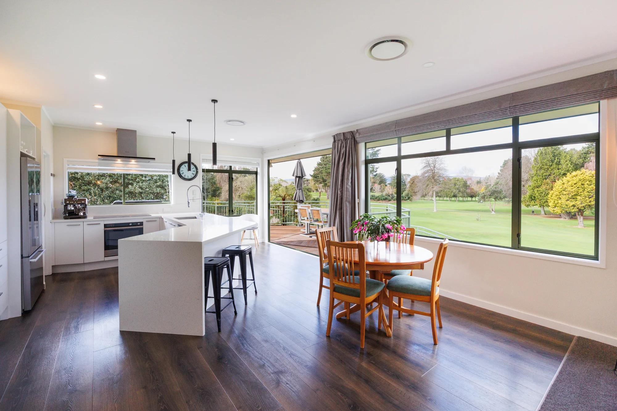 Terrace End 4Kwarto Golf Course Views & Family-Sized Living