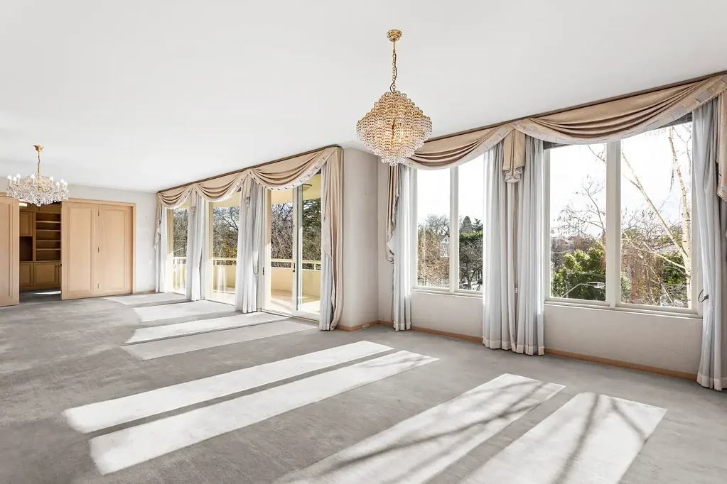 Oversized Half Floor Luxury