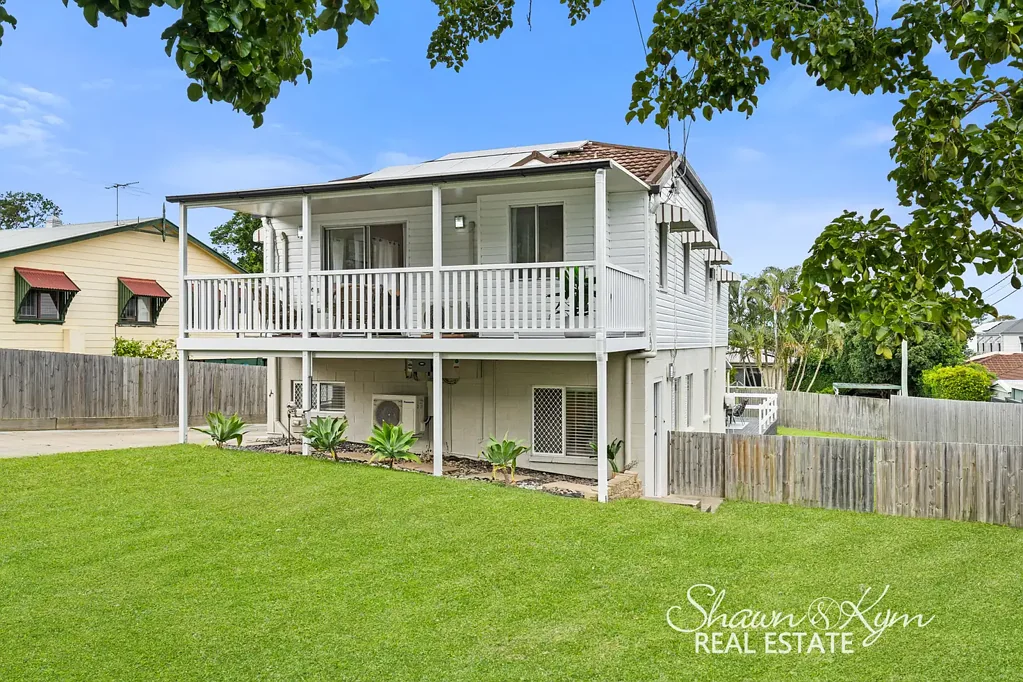 Wynnum 4房 607m2宽敞地块 海滨近邻 1920年代特色 VJ墙高顶 现代翻新 全新家电 灵活空间 太阳能节能 中心地段 Gorgeous Renovated Character home, Perfectly Located